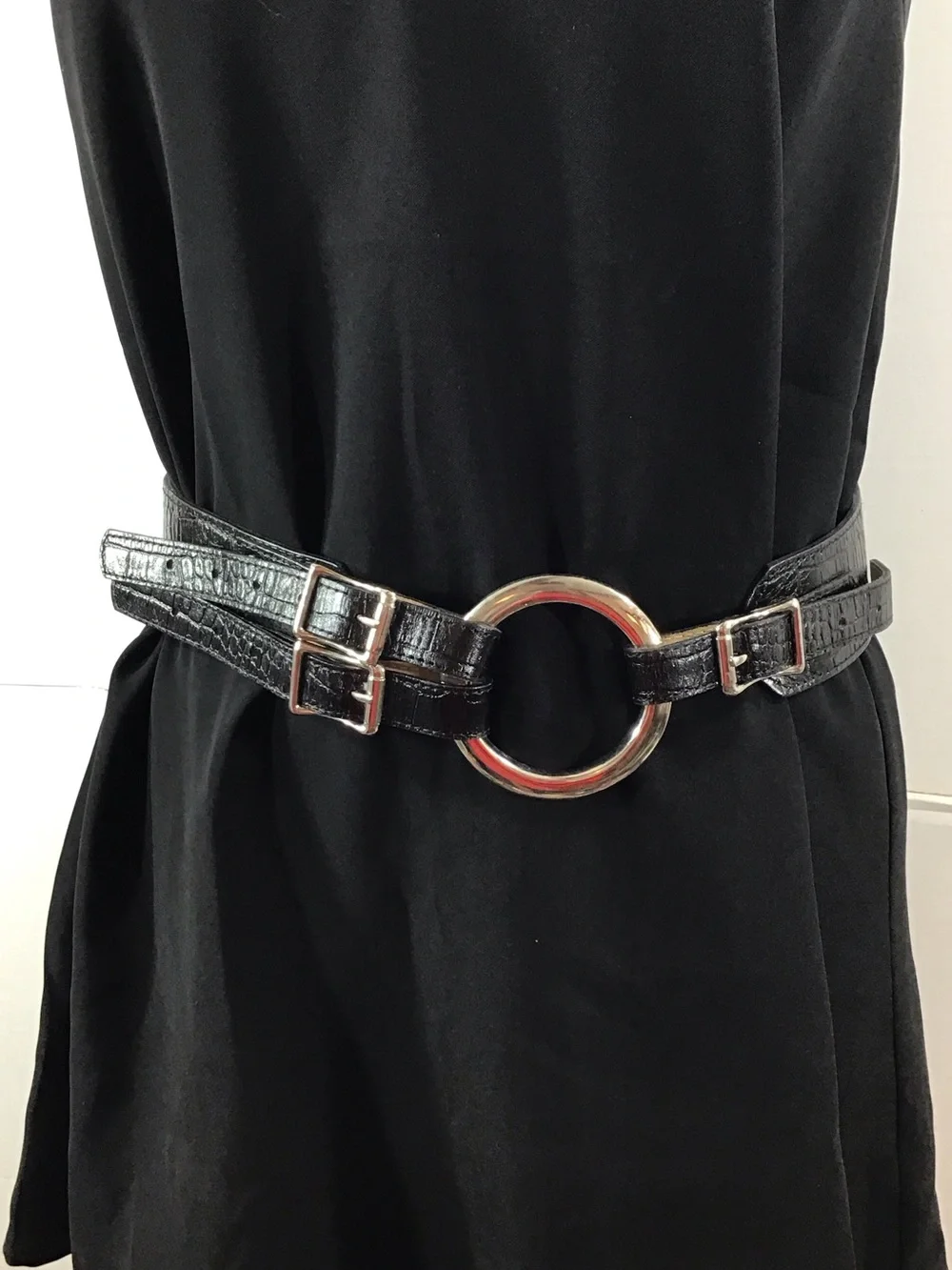 Vintage Cache Luxe croc embossed Black leather Wide Circle dbl Buckle Waist Belt